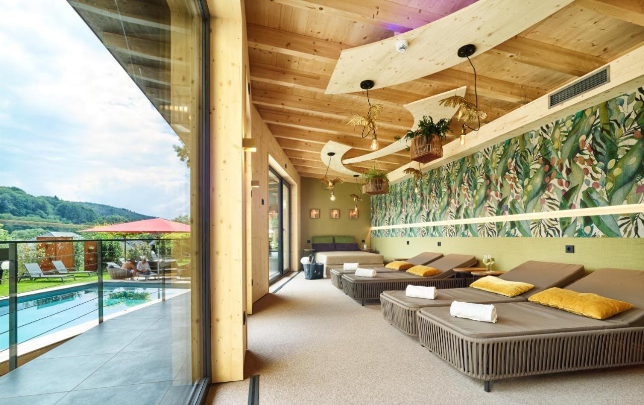Hotel Erasmus - Mein Genuss- Und Wellnesshotel Trassem Exterior photo